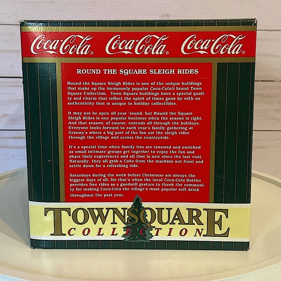 COCA COLA - Round The Square Sleigh Rides - Town Square Collection - Picture 10 of 12
